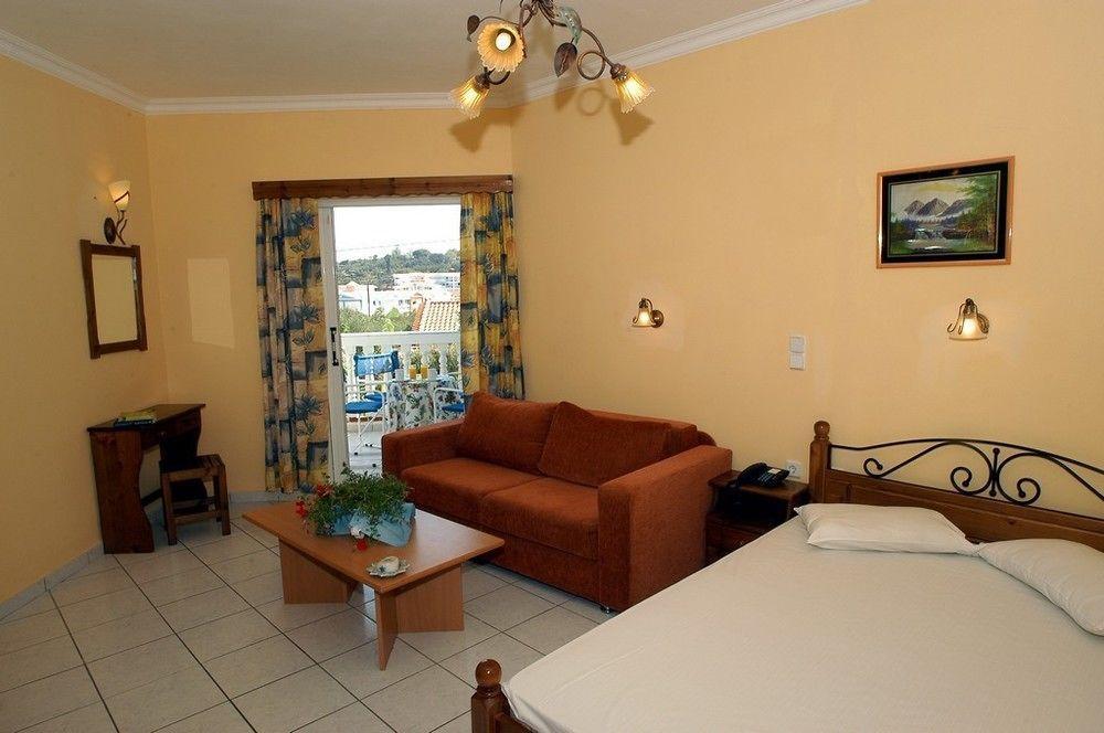 Callinica Hotel Циливи Экстерьер фото