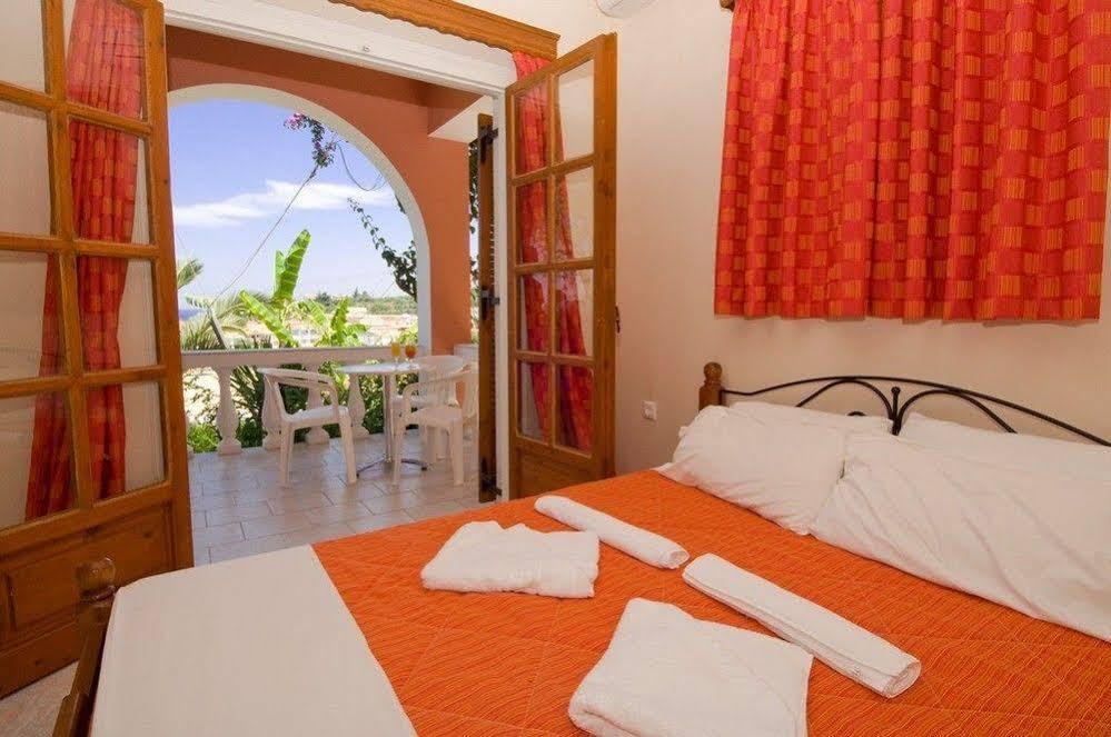 Callinica Hotel Циливи Экстерьер фото
